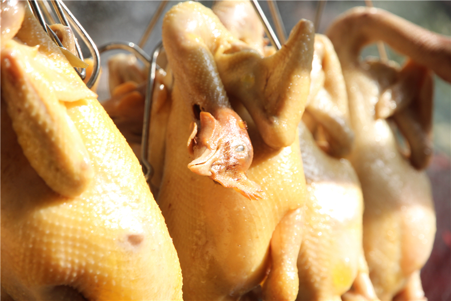 美味广受市民欢迎 岭头皇竹盐鸡南宁第四家分店开业