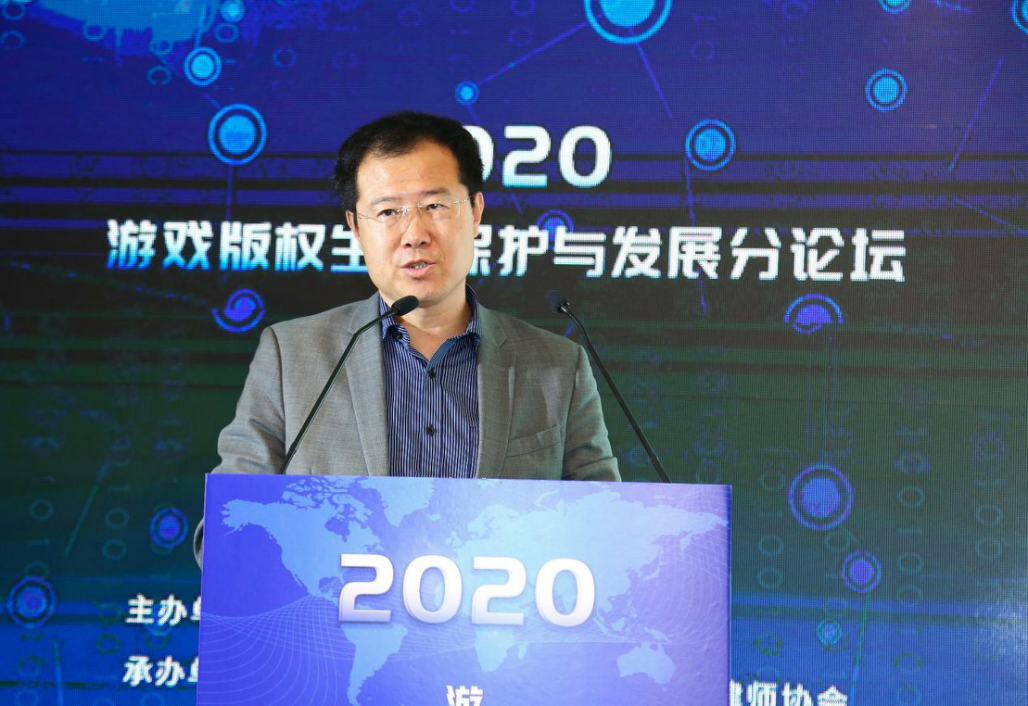 华东政法大学知识产权学院教授、博士生导师，副院长丛立先