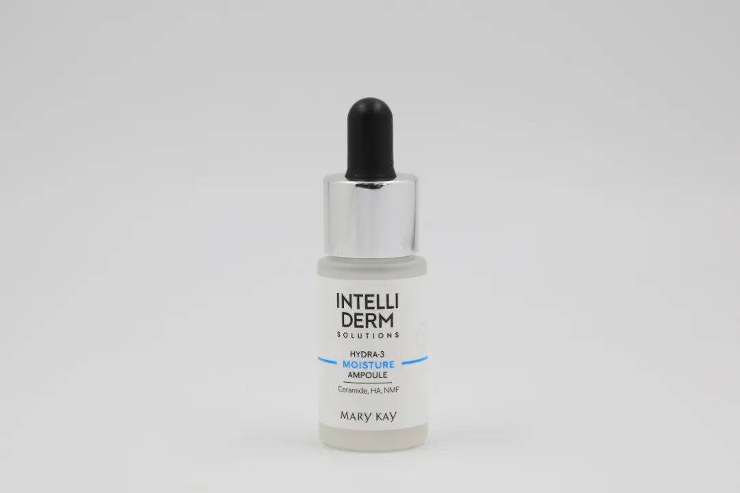 ▲玫琳凯怡泰研三重水光安瓶精华液