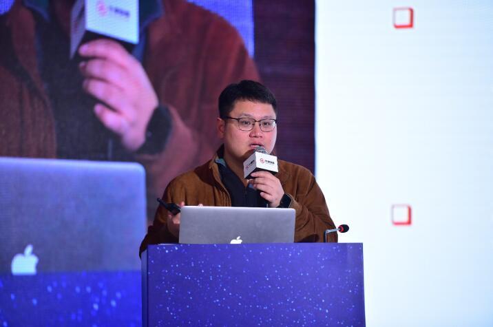 华夏基金股票投资部高级副总裁、基金经理周克平