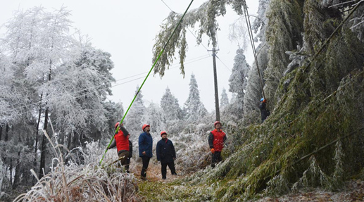 今冬南方用电迎“大考” 跨省送电能否解决“缺电”难题？