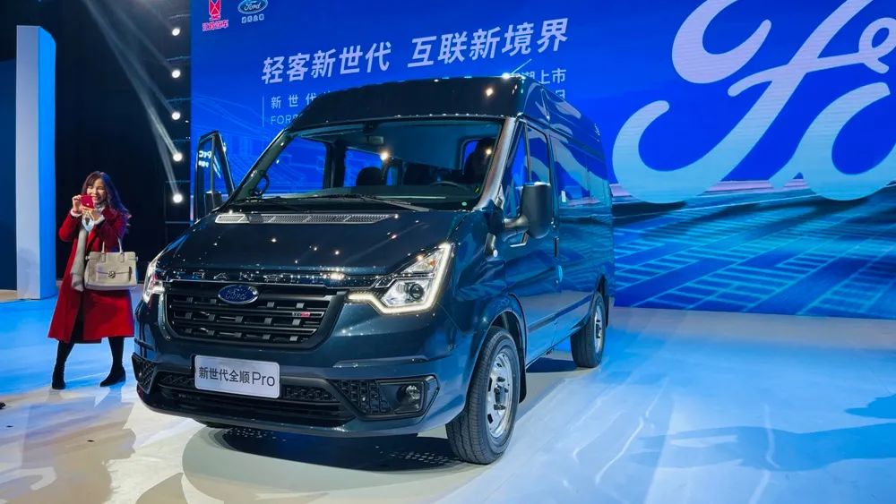 占得数字化服务先机,江铃福特新世代全顺pro售16.38万起