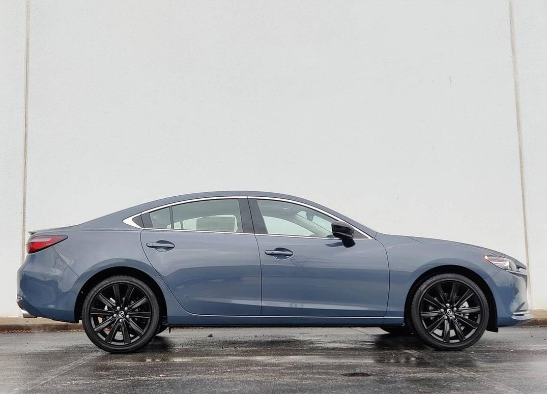 2021款阿特兹性能版实车,配保时捷蓝,2.5t引擎是亮点