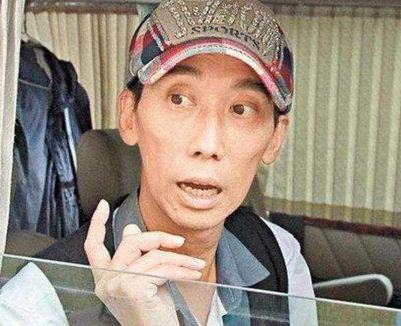 56岁张达明近照曝光,两颊凹陷面黄肌瘦