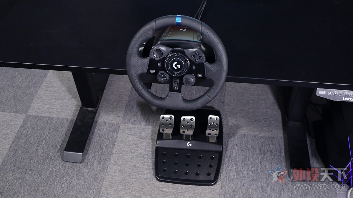 罗技g923 trueforce力反馈游戏方向盘评测