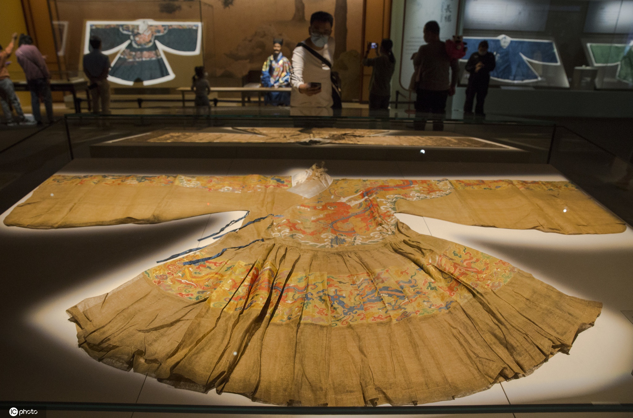 明代服饰文物呈现"大明风华"