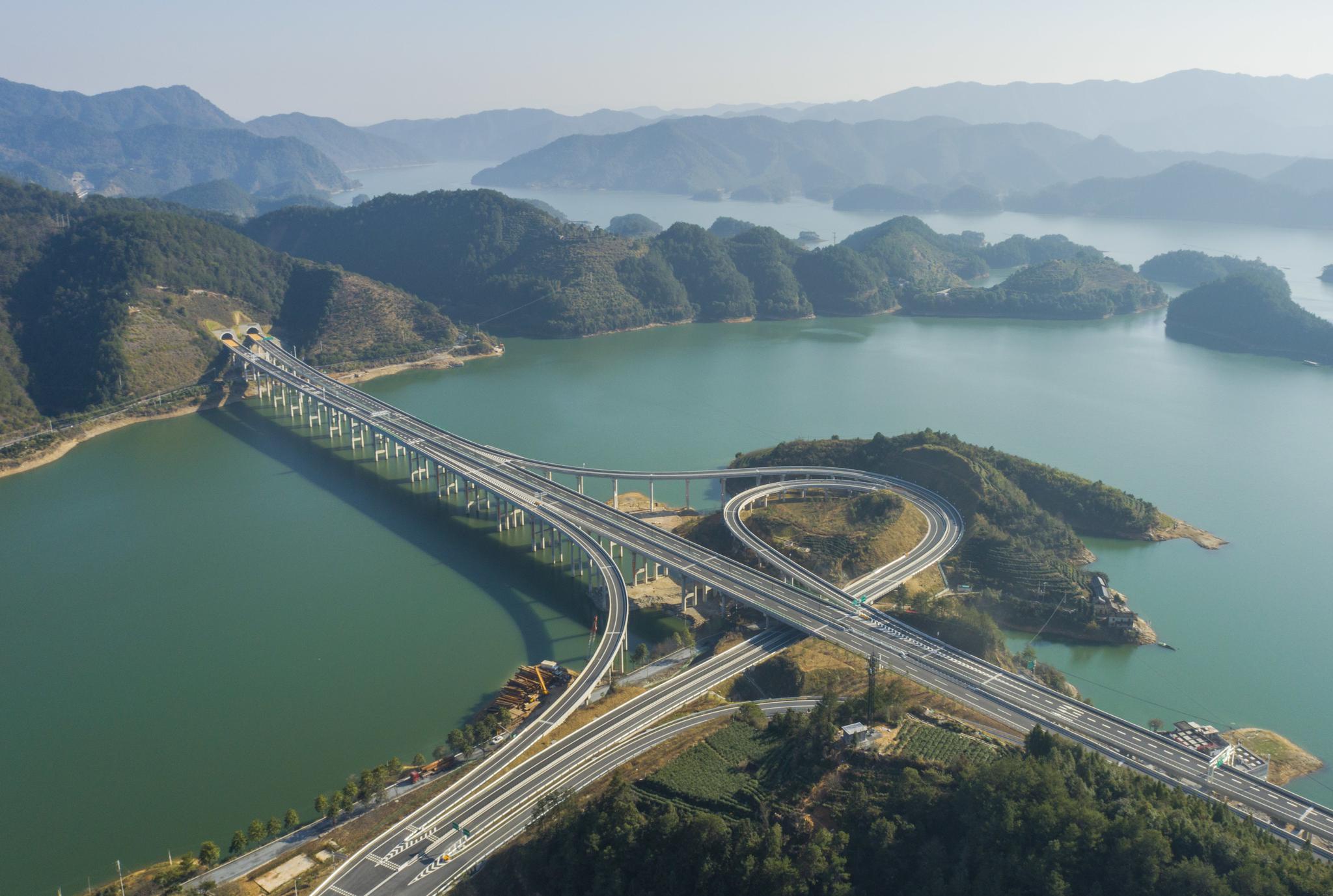 最美公路串起3个5a景区!千黄高速淳安段正式通车