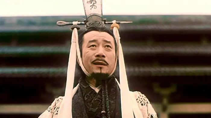 别怪张鲁一秦始皇可能真长他那样