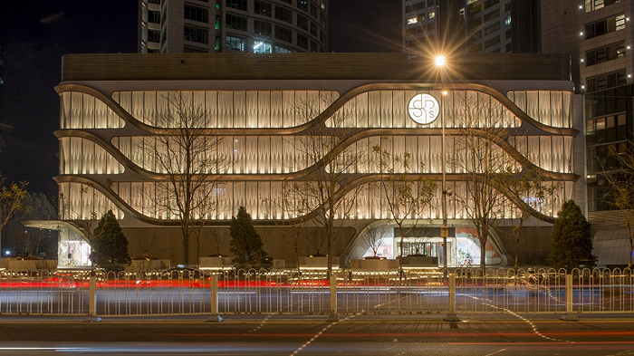 最赚钱商场北京skp全年销售额将达175亿 比疫情前再涨15.13%