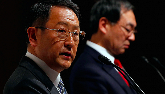 丰田章男怒怼电动车盲目发展：电动车越多，二氧化碳就越严重