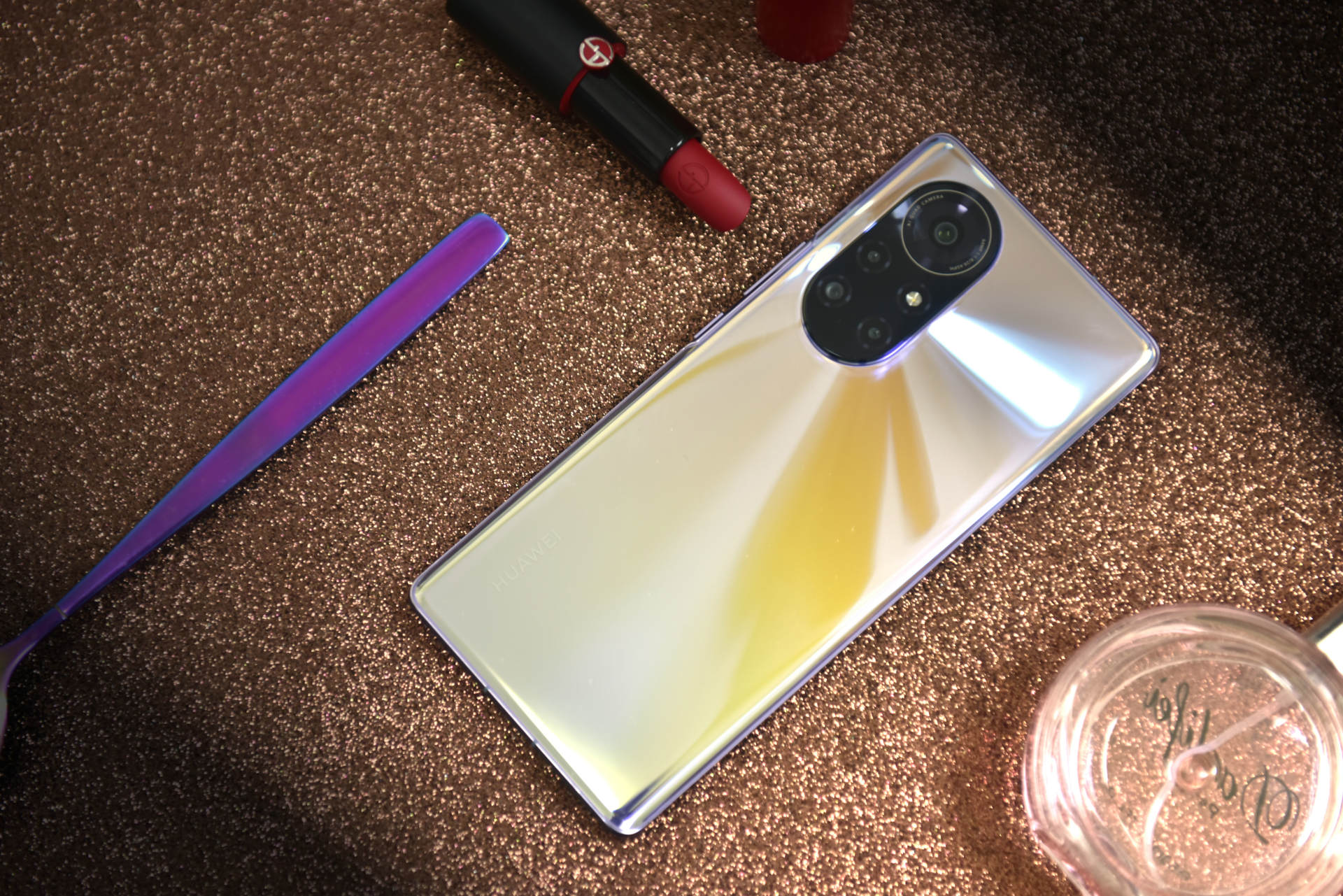 前置Vlog视频双镜头!华为nova8 Pro让小白变身Vlogger!