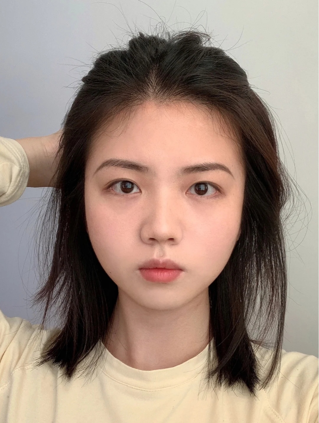 网红脸的风终于过去了,这才是真正的美人脸,自然还