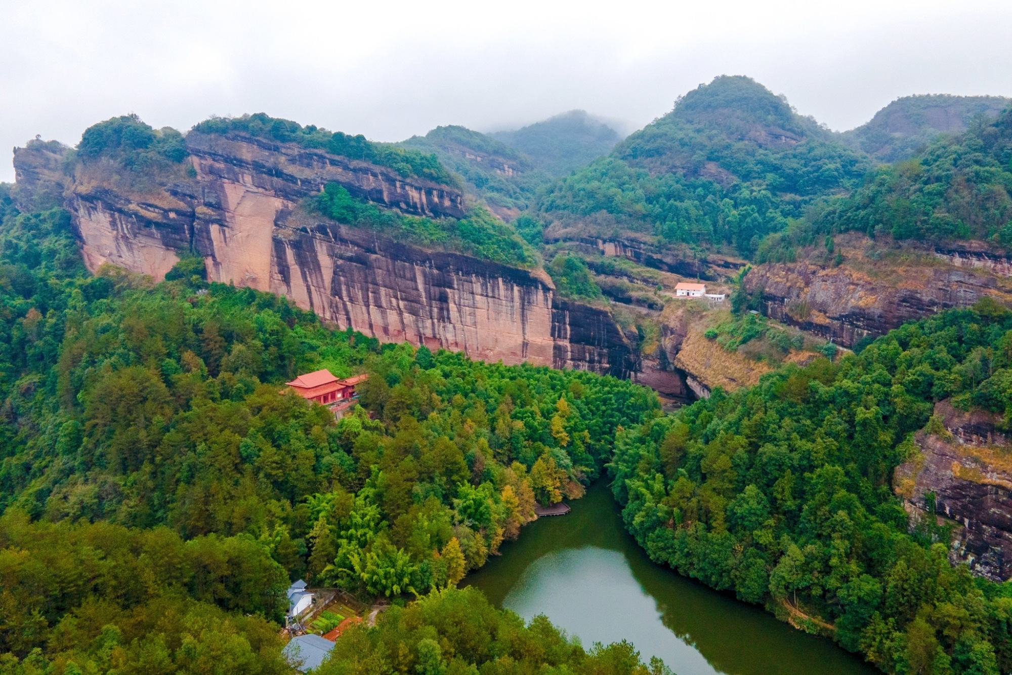 赣州私藏的3个宝藏小城,人少景美值得一去,是你的家乡吗?|罗汉岩|赣州