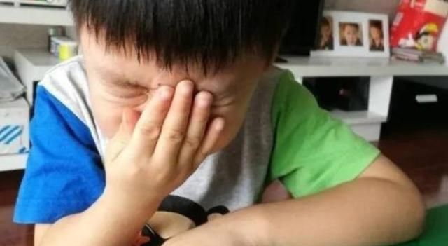 小学生“作业答案”火了,老师拍照传到网上,网友：最懒小学生休闲区蓝鸢梦想 - Www.slyday.coM