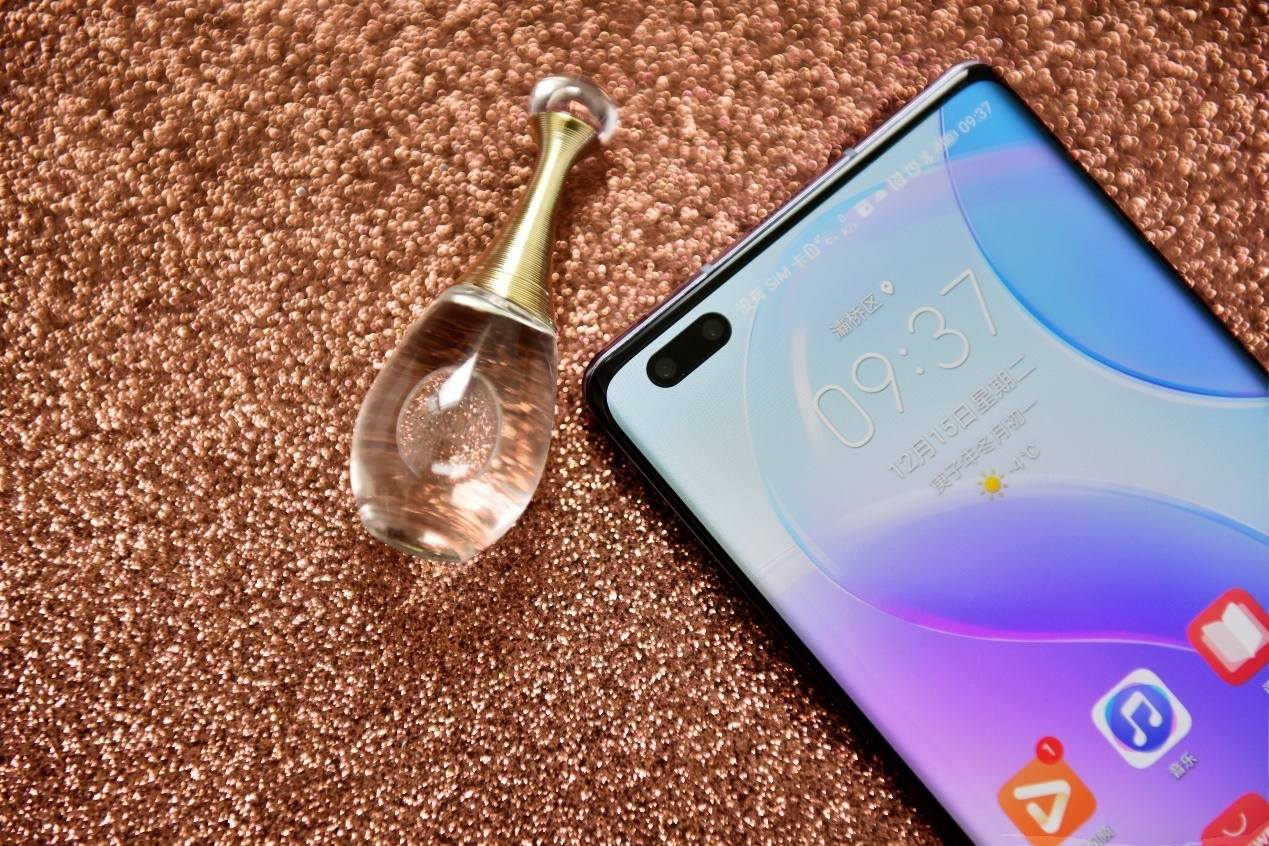 前置Vlog视频双镜头!华为nova8 Pro让小白变身Vlogger!