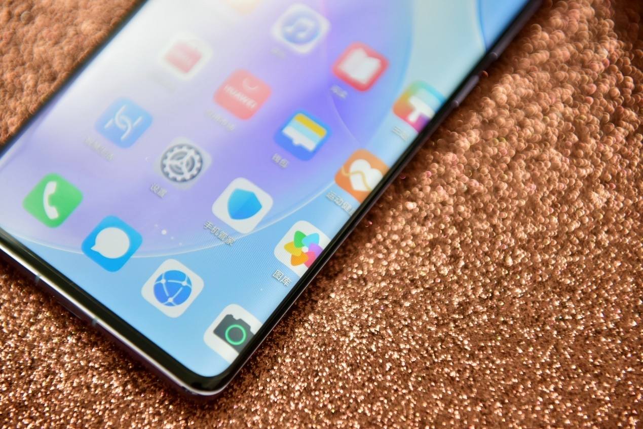 前置Vlog视频双镜头!华为nova8 Pro让小白变身Vlogger!