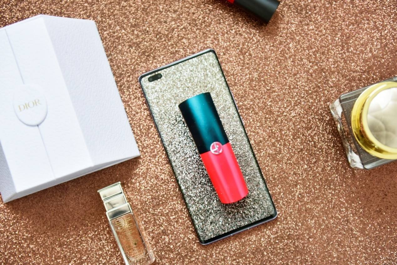 前置Vlog视频双镜头!华为nova8 Pro让小白变身Vlogger!