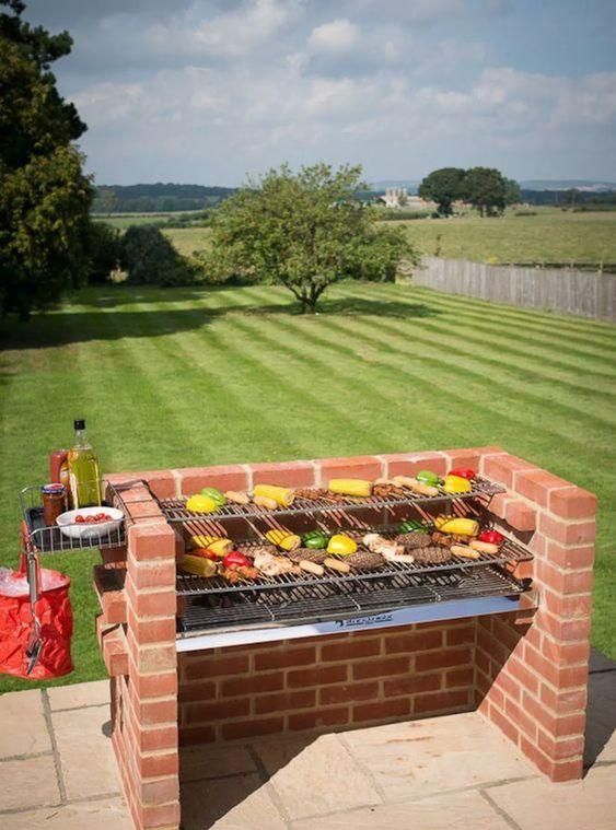 在老家自砌三层灶台阶梯状向上功能各不相同连烧烤区都没漏