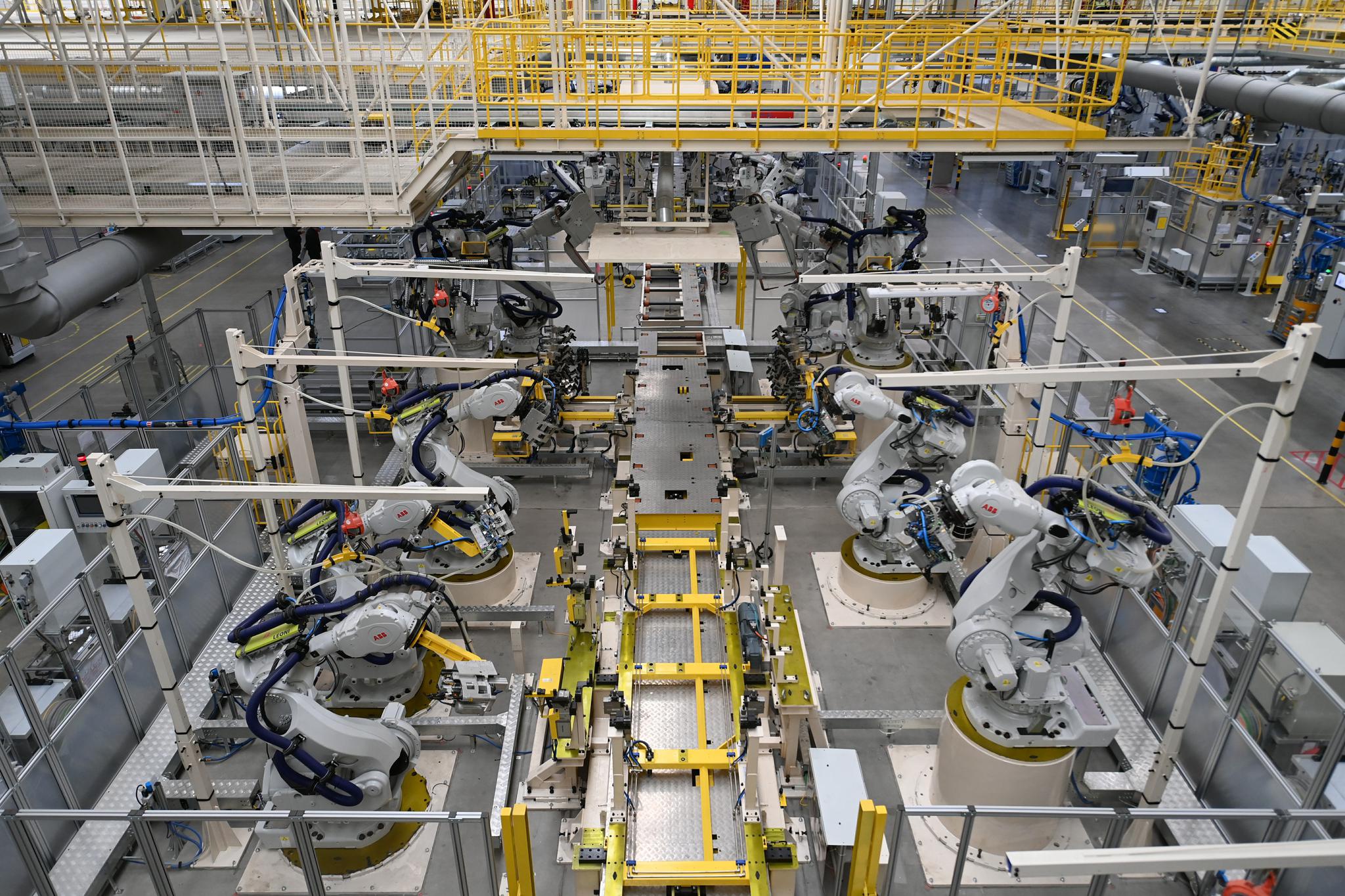 宁波:未来工厂 即将投产-新浪汽车