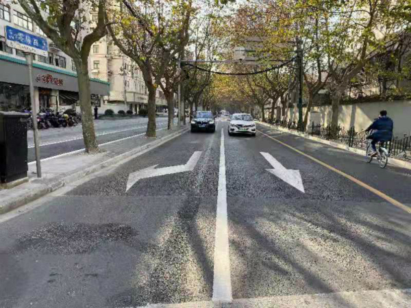 零陵路东安路口这个堵了很久的老大难最近畅通了