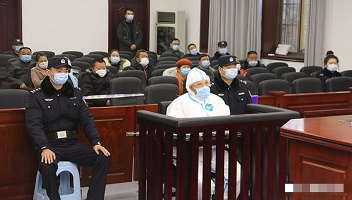 安徽阜阳少年沉尸公厕案宣判，主犯左德刚再审改判死缓