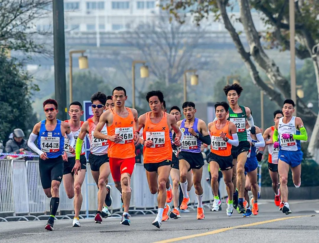 中国女子马拉松游泳名将 吴姝彤方晏乔辛鑫谁更强