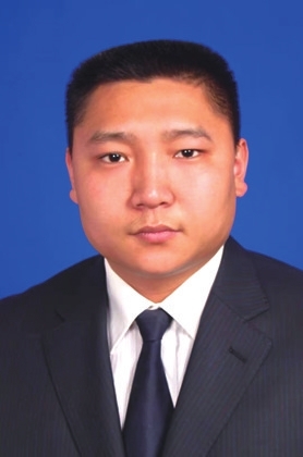 00%)新乡北站支行大堂经理 张震15年党龄,担任中国银行新乡北站支行