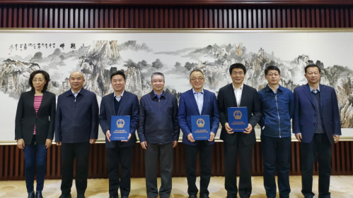 工信部向三大运营商颁发十年期5G中低频段频率使用许可证