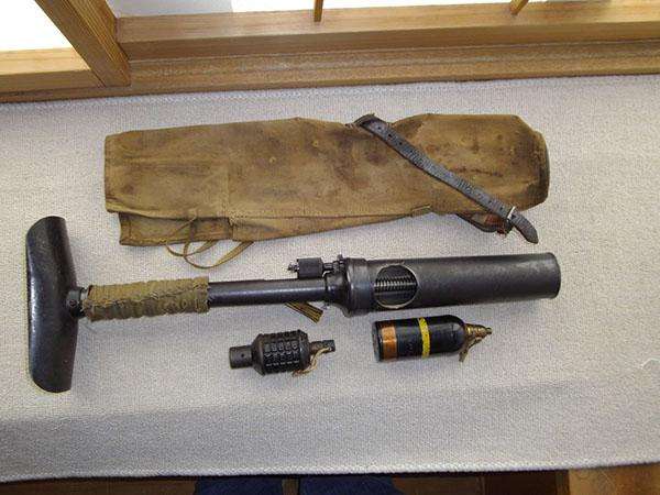 掷弹筒是日军在国力不足的情况下的无奈发明,不代表先进生产力