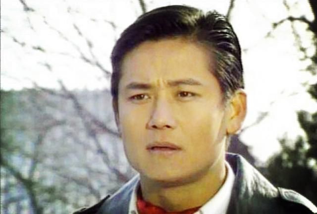 琼瑶剧中的帅哥徐乃麟,《红楼梦》演贾琏颜值骤降,造型太毁人