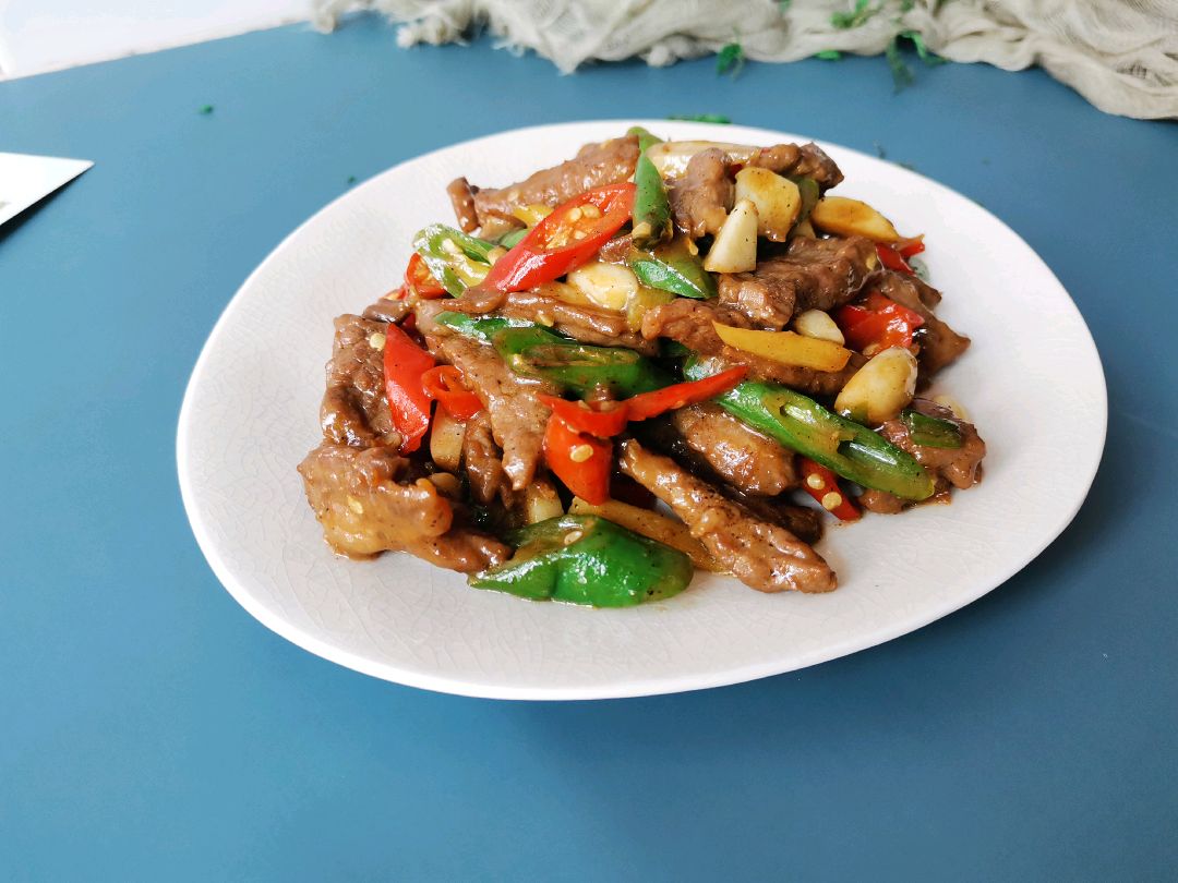 超下饭的尖椒牛柳来喽