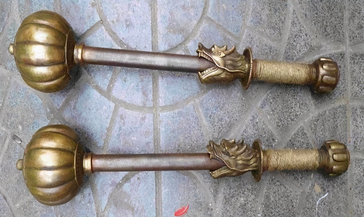 李元霸的双锤重800斤换算成现代重量有多少斤呢