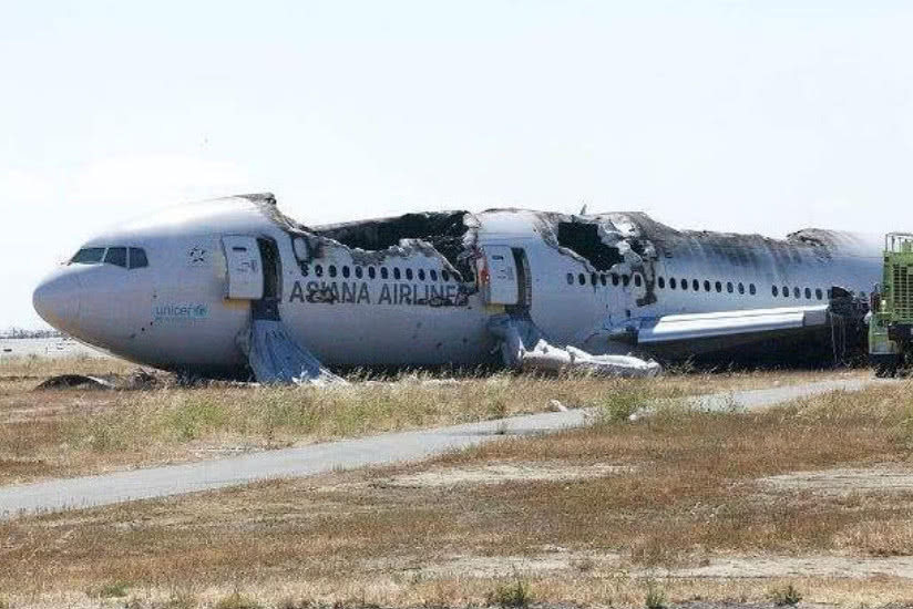 为何航空公司宁可准备数亿赔款,也不想遇难时让乘客跳伞逃走?