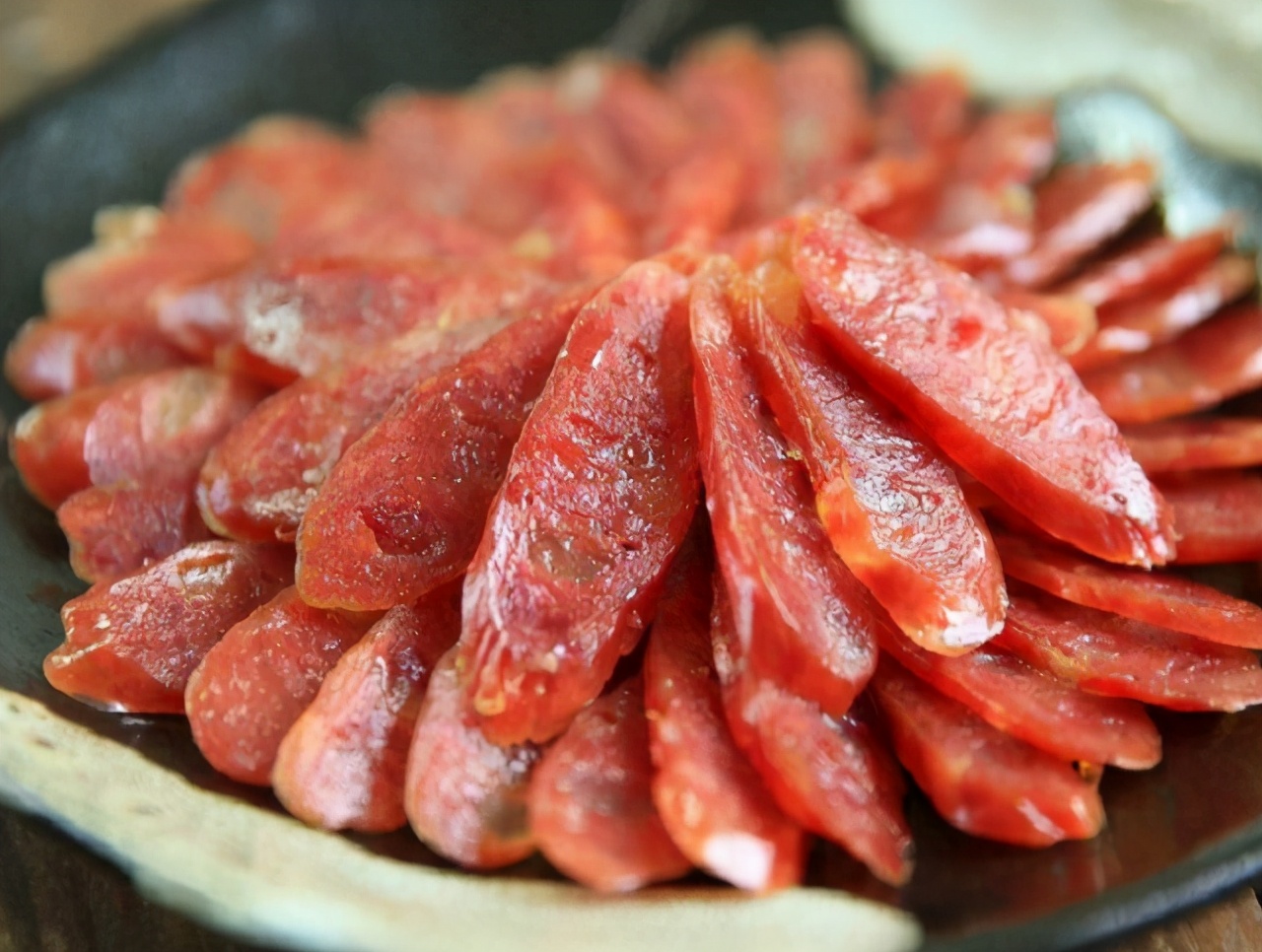 炒香肠香肠到底用不用先蒸原来之前一直错了难怪不香腥味重