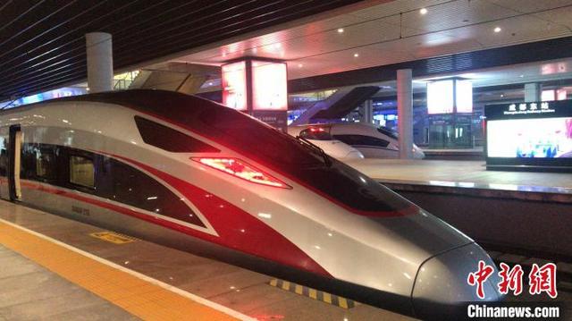 成渝高铁提速至62分钟,重庆成都实现高铁公交化运营