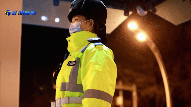 女警组成河西支队东风里大队友谊警区和她们也很配《风雨彩虹铿锵玫瑰