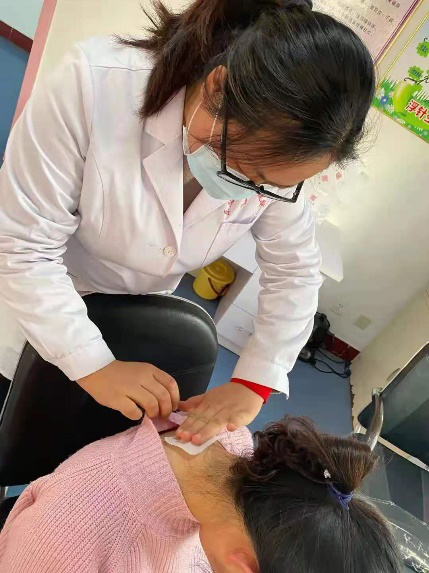 中药穴位贴敷温暖整个冬天,呵护女性健康