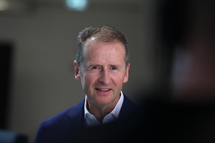 大众CEO：苹果造车加速行业变革 带来的挑战大于其他对手