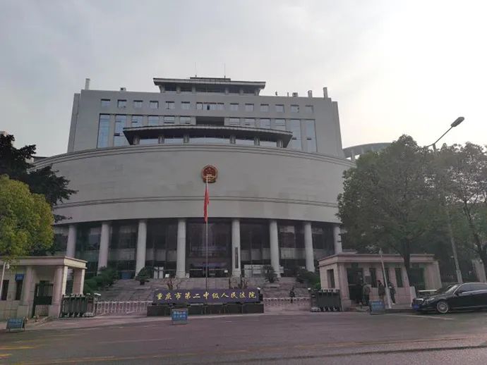 12月22日下午,刘某会故意杀人案在重庆市二中院开庭审理。本文图片 澎湃新闻记者 谢寅宗 摄