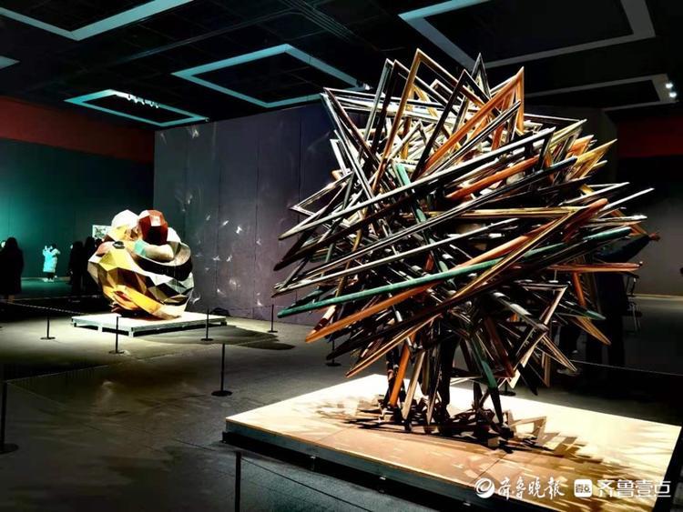 山东美术馆的首届济南国际双年展,有看头!