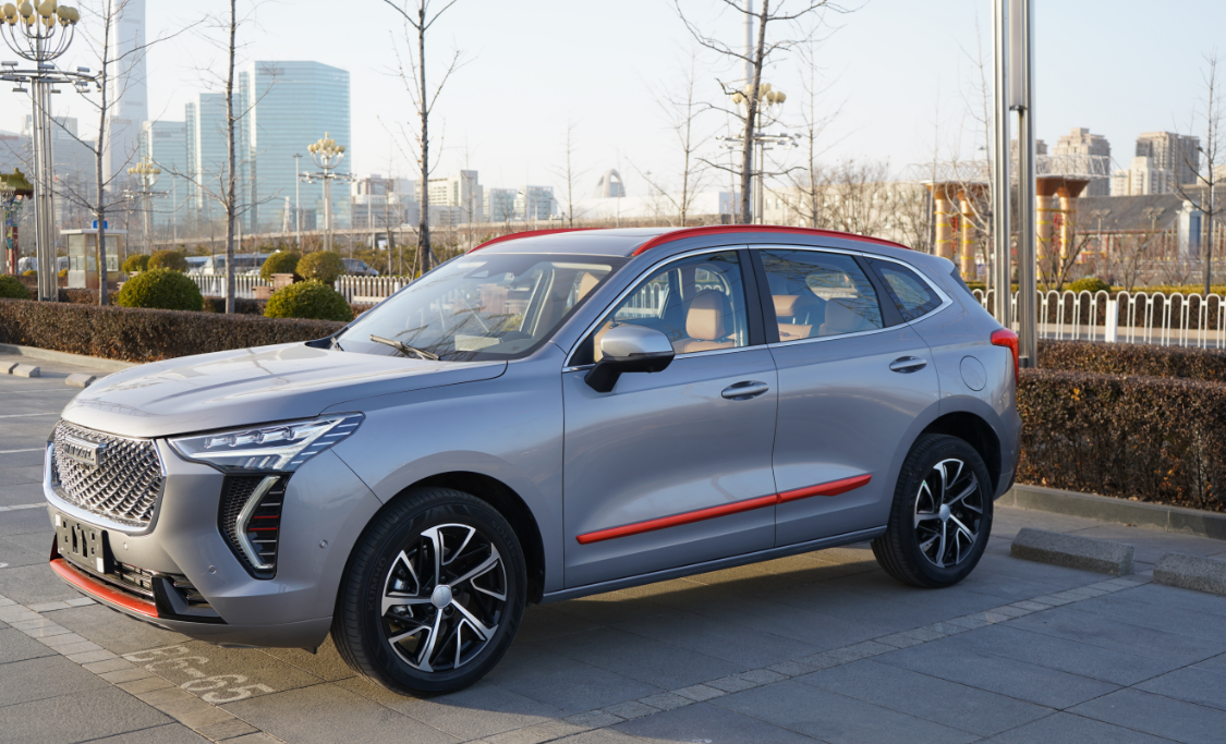 抢先体验哈弗初恋外观动感并富有满满的科技气息