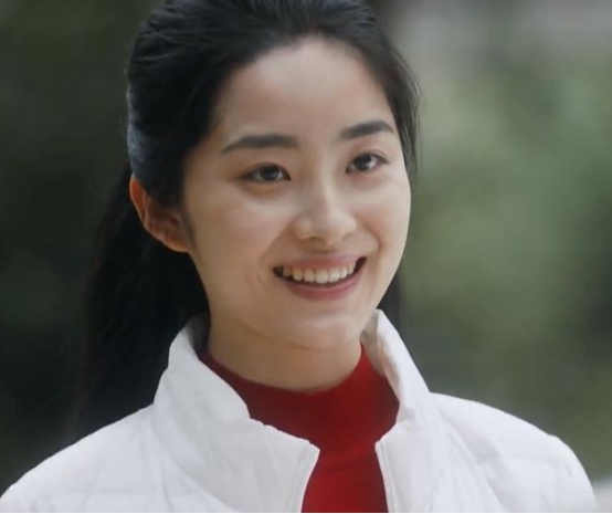 之后顺子娶了第二任妻子,这个妻子虽然带了一个女儿韩梅,但是性情不错