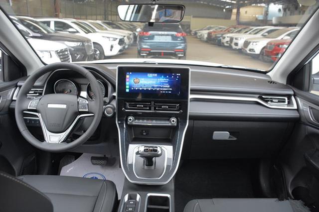 2021款哈弗m6到店实拍整体格调提升配led电子手刹