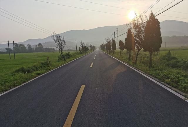 广东韶关十多条乡道改建工程单车道改双向2车道路线长136公里