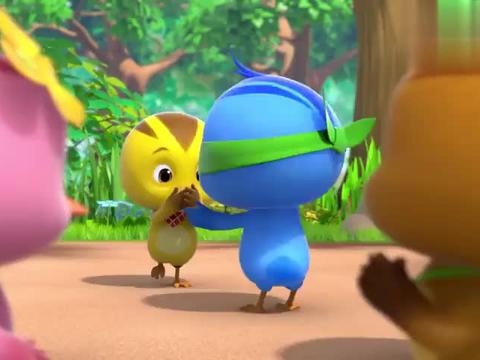 萌鸡小队:大宇笑起来很憨厚,感觉傻傻的,玩游戏还总输