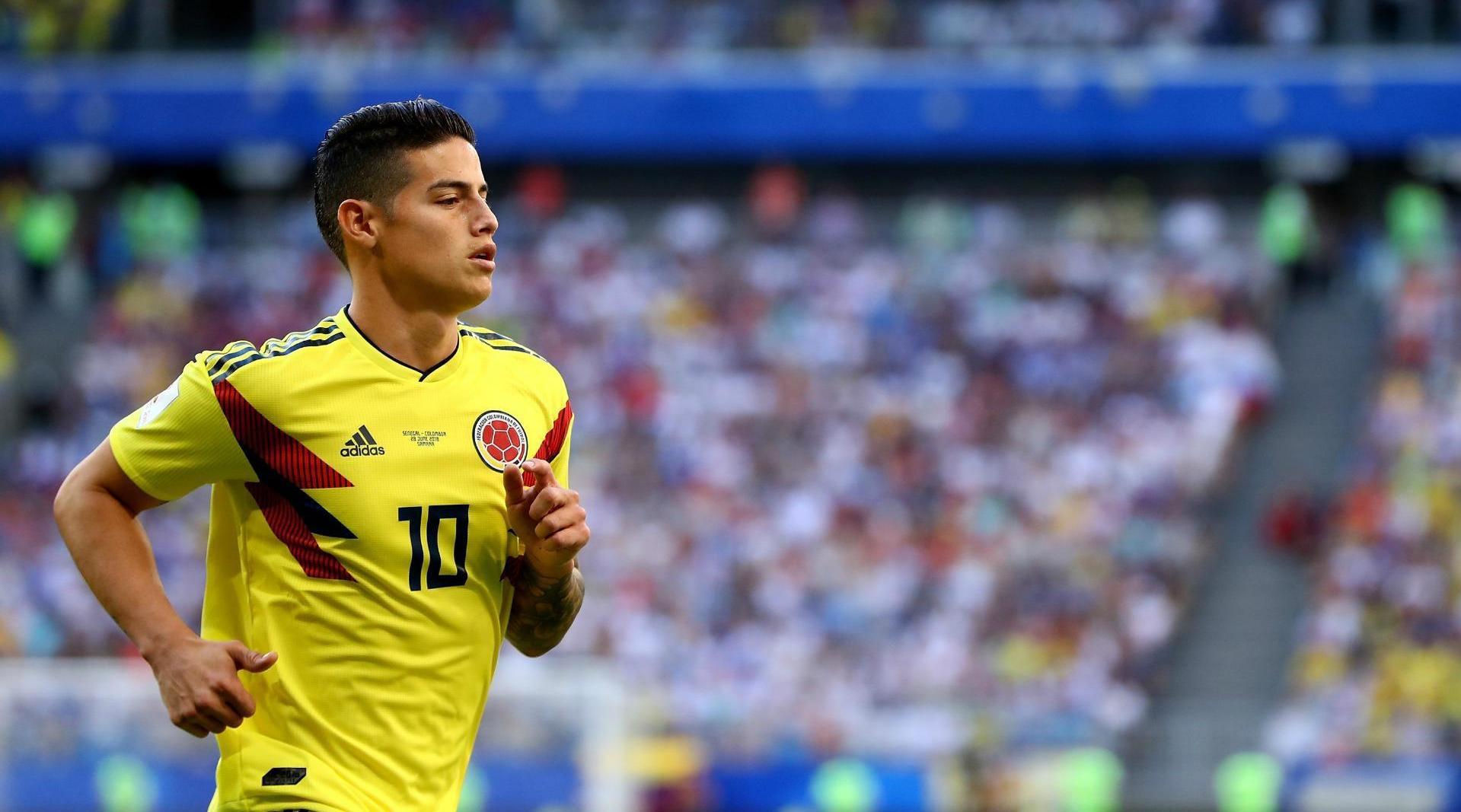 苏亚雷斯世界杯经典瞬间回顾