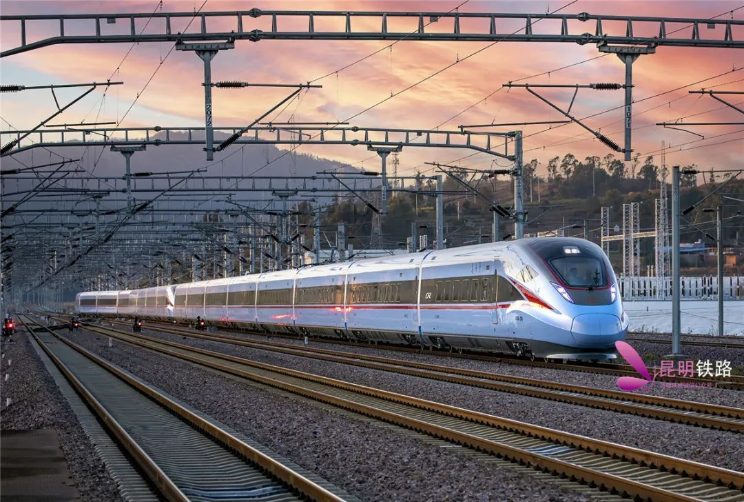 年7月昆楚大铁路开通运营以来,以大理为中心的滇西地区接入全国高铁网
