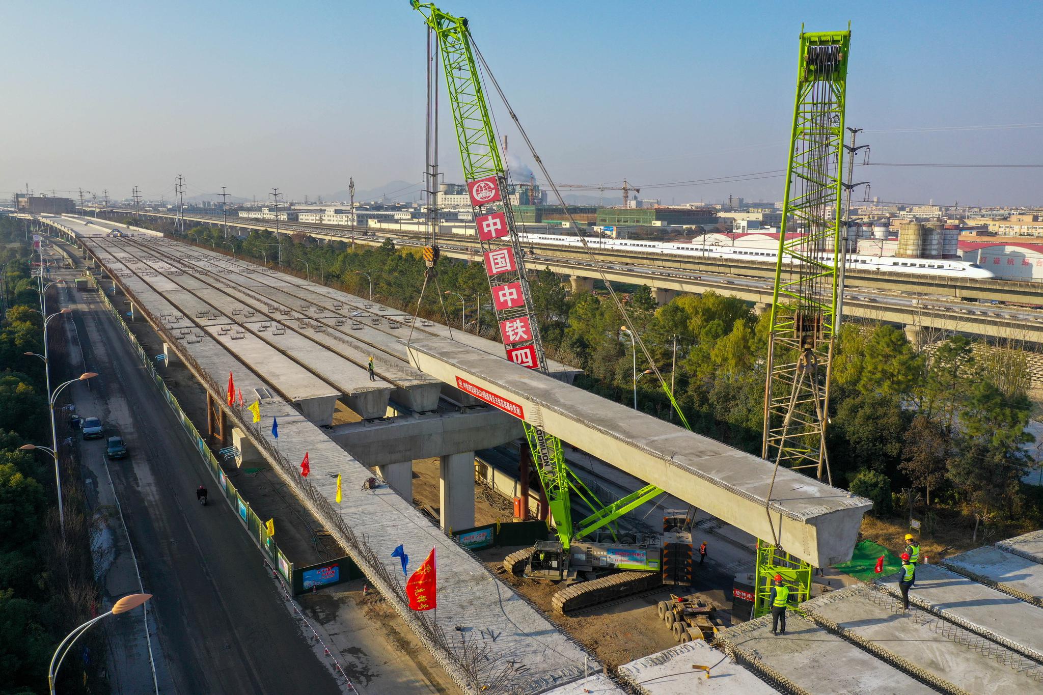 交通堵得很为什么