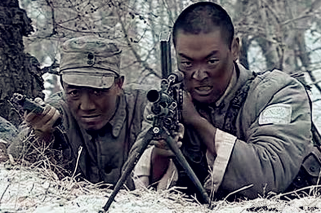 抗日剧中该注意的细节:弹壳记得要收集,机枪手可以戴钢盔|八路军|抗战