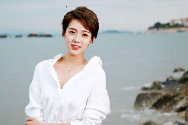 她曾是赵本山最得意弟子,为证师徒清白离开恩师,现在已为人妻|孟真|赵